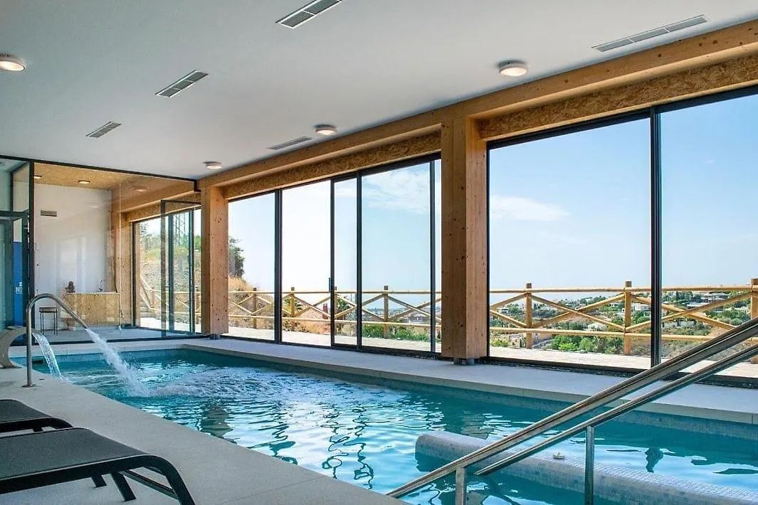 Beautiful 3 Bedroom Apartment - 6 Pools - 291 Estepona